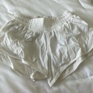 white lululemon shorts